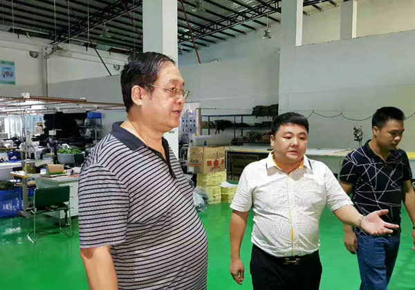 热烈欢迎海南省公安厅李力副巡视员和柬埔寨国际航空赵伟董事长莅临守门神科技集团考察指导工作